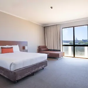 ibis-styles-mt-isa-verona.queenslandhotels.net/