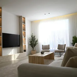 تحقق من التوفر