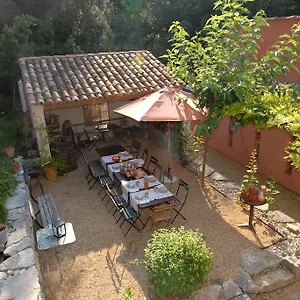 https://bnb-les-pierres-sauvages.fr-provencehotel.com